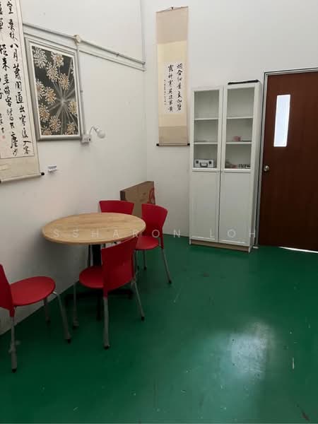 Pioneer Point, 5 Soon Lee Street, 969 sqft, Factory / Workshop (B2) For Sale, by Ssharon Loh, 500218050 - CommercialGuru.com.sg