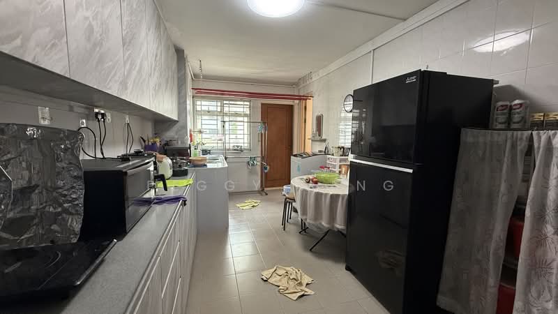 643 Ang Mo Kio Avenue 5, 643 Ang Mo Kio Avenue 5, Room Rental, 150 sqft, HDB Flat For Rent, by Peggy Wang, 500218060 - Kitchen - PropertyGuru.com.sg