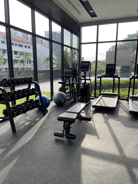 Bartley Vue, 8 Jalan Bunga Rampai, 2 Bedrooms, 732 sqft, Condominium For Rent, by Lily Lim, 500218065 - Gym - PropertyGuru.com.sg