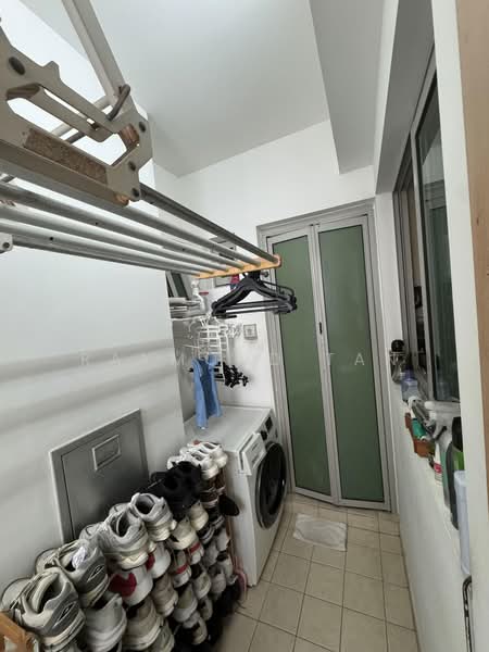 Bishan Point, 61 Bright Hill Drive, 3 Bedrooms, 1,184 sqft, Condominium For Sale, by Raymond Tan, 500218066 - Interior - PropertyGuru.com.sg