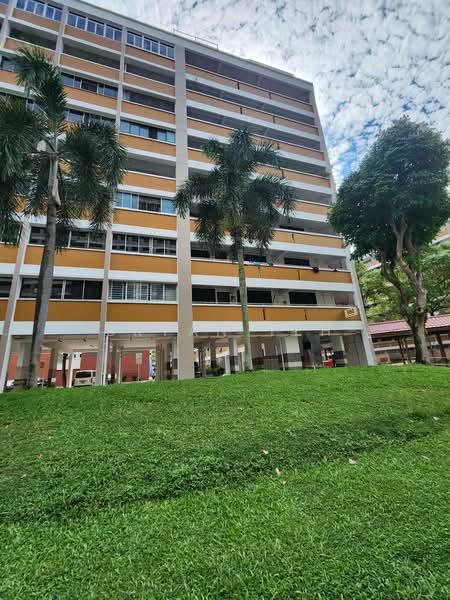 880 Tampines Avenue 8, 880 Tampines Avenue 8, 3 Bedrooms, 1,119 sqft, HDB Flat For Sale, by Bryan Teh, 500218094 - Exterior - PropertyGuru.com.sg