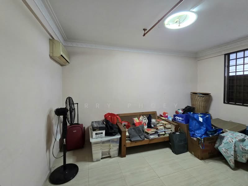 22 Sin Ming Road, 22 Sin Ming Road, 2 Bedrooms, 732 sqft, HDB Flat For Sale, by Jerry Phoey, 500218117 - Room 2 - PropertyGuru.com.sg