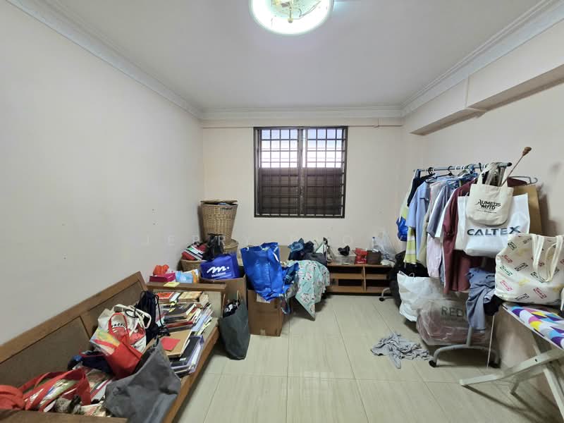 22 Sin Ming Road, 22 Sin Ming Road, 2 Bedrooms, 732 sqft, HDB Flat For Sale, by Jerry Phoey, 500218117 - Room 2 - PropertyGuru.com.sg