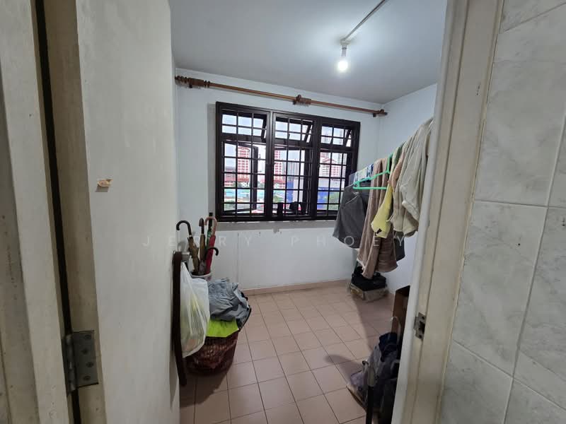 22 Sin Ming Road, 22 Sin Ming Road, 2 Bedrooms, 732 sqft, HDB Flat For Sale, by Jerry Phoey, 500218117 - 3rd Room - PropertyGuru.com.sg