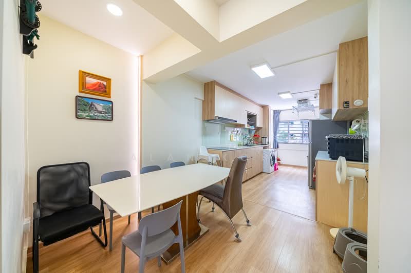 144 Tampines Street 12, 144 Tampines Street 12, 2 Bedrooms, 1,140 sqft, HDB Flat For Sale, by Alan Koh, 500218130 - Dining Room - PropertyGuru.com.sg