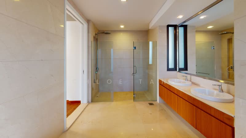 Prestigious Waterfront Bungalow, 166 Ocean Drive, 4 Bedrooms, 9,680 sqft, Detached House For Sale, by Chloe Tan, 500218132 - Bathroom - PropertyGuru.com.sg