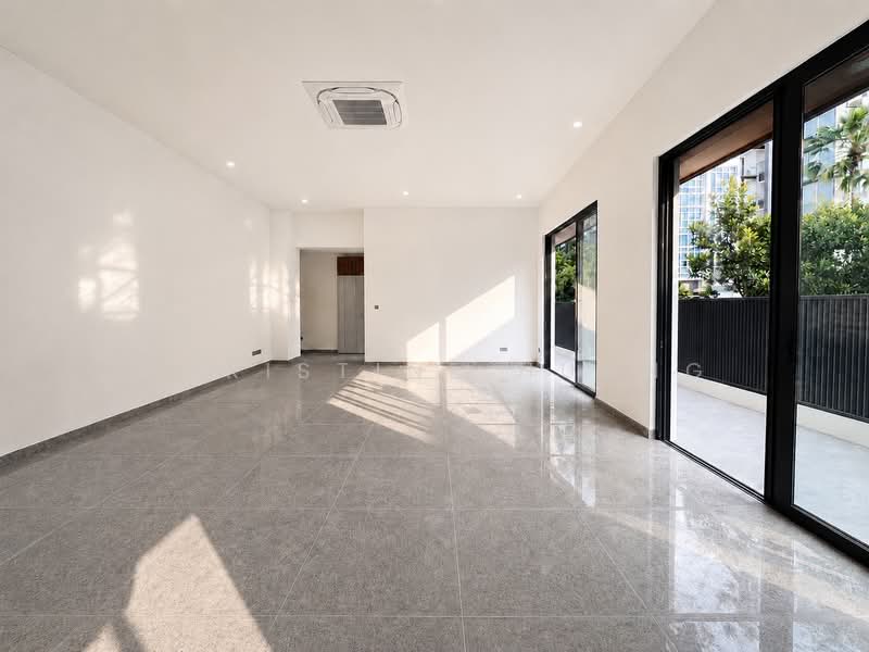 Telok Kurau Brand New Modern Semi-Detached With Lift, Telok Kurau / Joo Chiat / Koon Seng, 5 Bedrooms, 6,311 sqft, Semi-Detached House For Sale, by Christine Huang, 500218136 - Living Room - PropertyGuru.com.sg