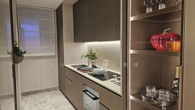 W Residences Marina View - Singapore, 22 Marina View, 3 Bedrooms, 1,195 sqft, Condominium For Sale, by Ann Yu 尤秀缘, 500218138 - Kitchen - PropertyGuru.com.sg