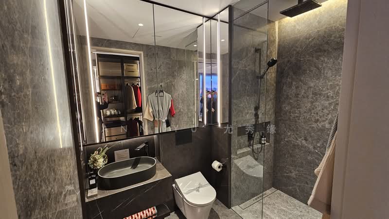 W Residences Marina View - Singapore, 22 Marina View, 3 Bedrooms, 1,195 sqft, Condominium For Sale, by Ann Yu 尤秀缘, 500218138 - Bathroom - PropertyGuru.com.sg