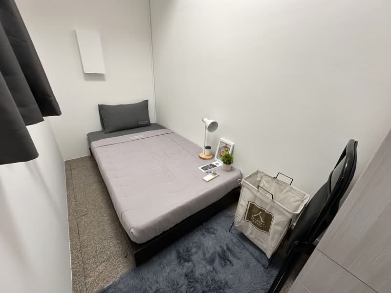 Westcove Condo, 10 West Coast Crescent, Room Rental, 120 sqft, Condominium For Rent, by Francis Lee, 500218153 - Bedroom - PropertyGuru.com.sg