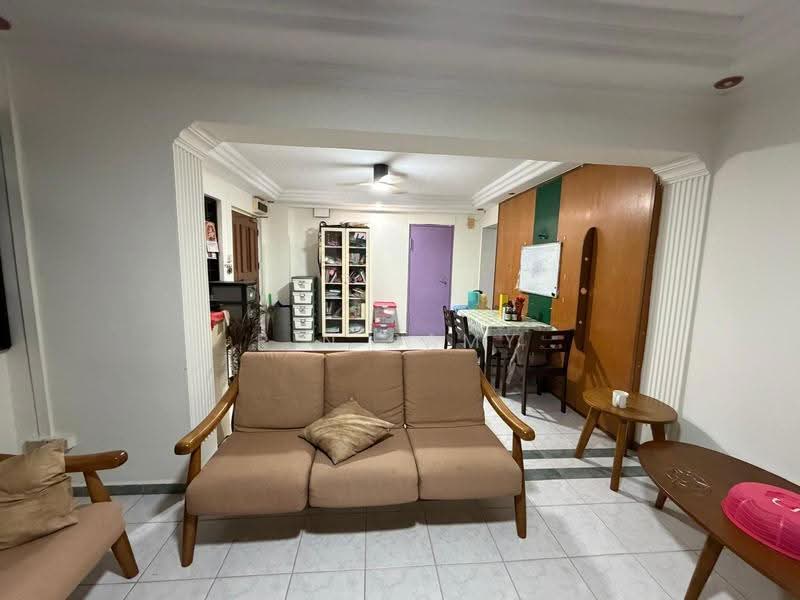 485A Choa Chu Kang Avenue 5, 485A Choa Chu Kang Avenue 5, Dairy Farm / Bukit Panjang / Choa Chu Kang, 3 Bedrooms, 1,089 sqft, HDB Flat For Sale, by P N Samy, 500218154 - Living Room - PropertyGuru.com.sg