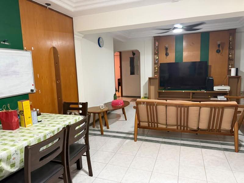 485A Choa Chu Kang Avenue 5, 485A Choa Chu Kang Avenue 5, Dairy Farm / Bukit Panjang / Choa Chu Kang, 3 Bedrooms, 1,089 sqft, HDB Flat For Sale, by P N Samy, 500218154 - Living Room - PropertyGuru.com.sg