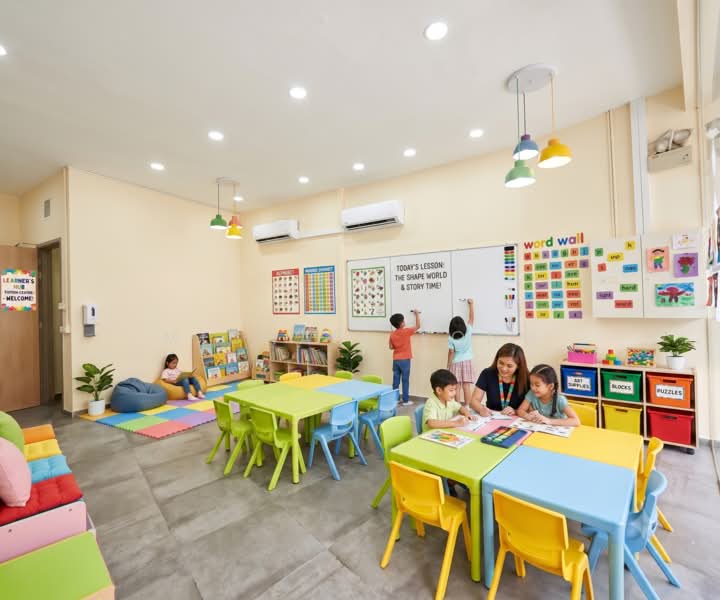 SUITES 123 Rangoon Road, Rangoon Road, 398 sqft, Shop / Shophouse For Rent, by Michael Long, 500218157 - Study - CommercialGuru.com.sg