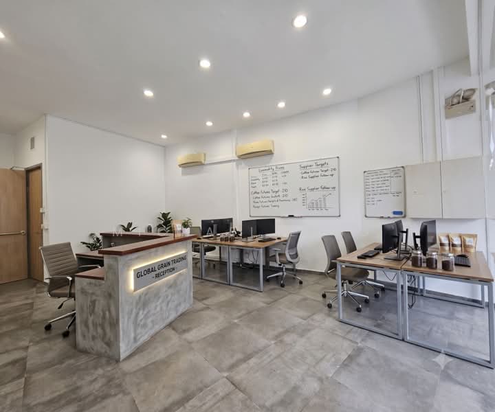 SUITES 123 Rangoon Road, Rangoon Road, 398 sqft, Shop / Shophouse For Rent, by Michael Long, 500218157 - Interior - CommercialGuru.com.sg