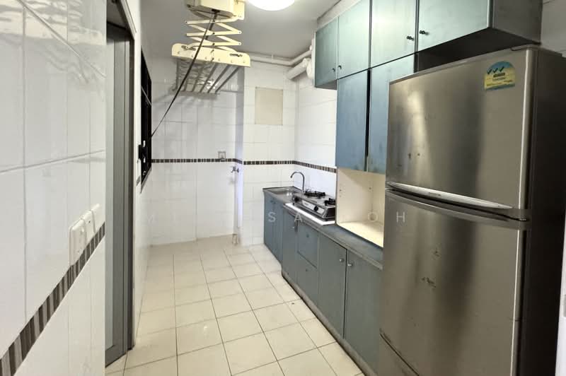 372 Jurong East Street 32, 372 Jurong East Street 32, 1 Bedroom, 474 sqft, HDB Flat For Sale, by Melissa Koh, 500218165 - Kitchen - PropertyGuru.com.sg