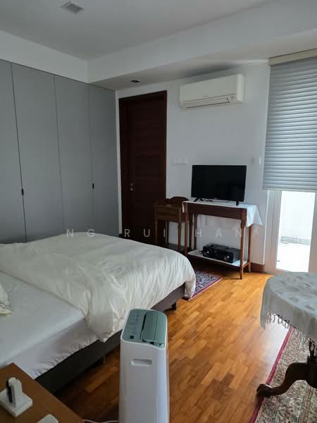 22 Novena Rise, , 6 Bedrooms, 4,900 sqft, Semi-Detached House For Sale, by Ng Rui Han, 500218188 - Bedroom - PropertyGuru.com.sg