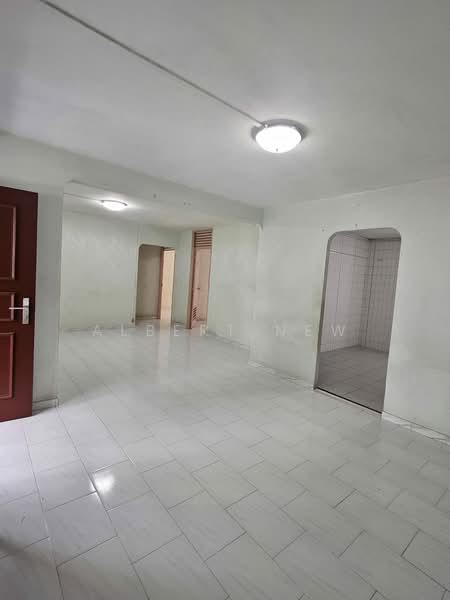 119 Teck Whye Lane, 119 Teck Whye Lane, 3 Bedrooms, 1,119 sqft, HDB Flat For Sale, by Albert New, 500218195 - Living Room - PropertyGuru.com.sg