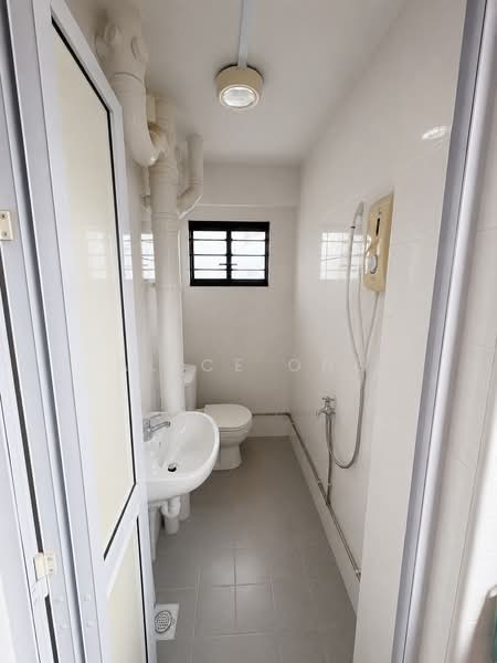 609 Yishun Street 61, 609 Yishun Street 61, 3 Bedrooms, 904 sqft, HDB Flat For Sale, by Alice Ong, 500218213 - PropertyGuru.com.sg