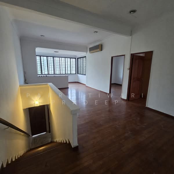 554 sembawang road, , 5 Bedrooms, 2,699 sqft, Semi-Detached House For Rent, by Parry Tiwari Pradeep, 500218218 - Living Room - PropertyGuru.com.sg