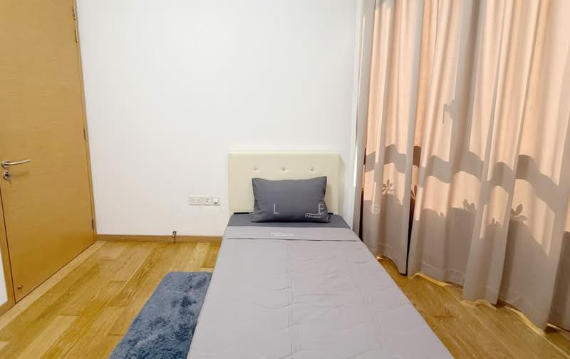 The Crest, 101 Prince Charles Crescent, Room Rental, 160 sqft, Condominium For Rent, by Nigel Eng, 500218227 - Bedroom - PropertyGuru.com.sg