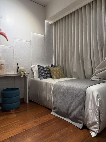 Chuan Park, 240 Lorong Chuan, 2 Bedrooms, 743 sqft, Condominium For Sale, by Jason Oh, 500218237 - Bedroom - PropertyGuru.com.sg