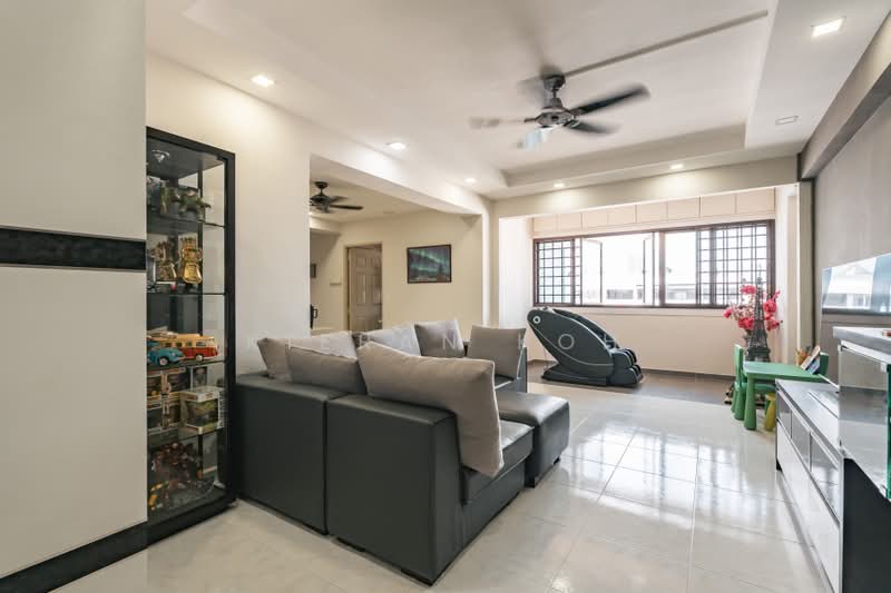 56 Cassia Crescent, 56 Cassia Crescent, 3 Bedrooms, 1,292 sqft, HDB Flat For Sale, by Kieran Koh, 500218238 - Living Room - PropertyGuru.com.sg