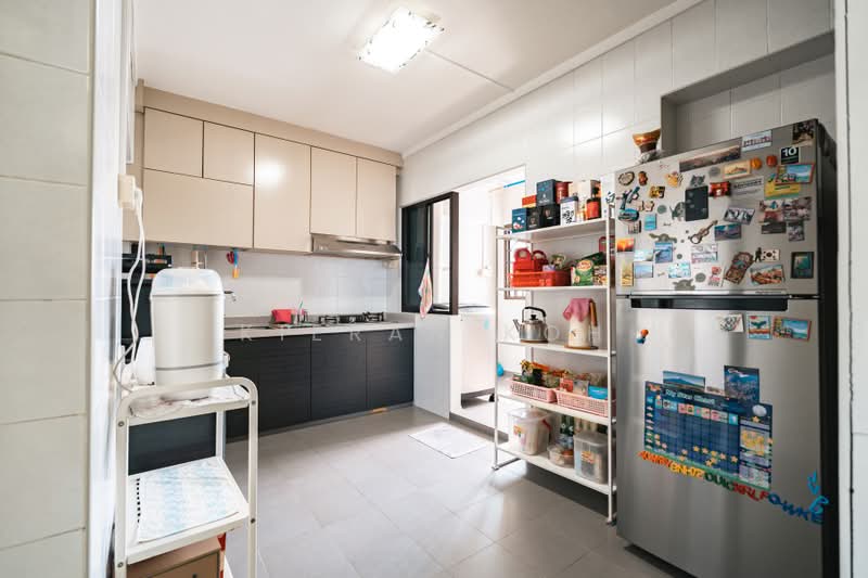 56 Cassia Crescent, 56 Cassia Crescent, 3 Bedrooms, 1,292 sqft, HDB Flat For Sale, by Kieran Koh, 500218238 - Kitchen - PropertyGuru.com.sg
