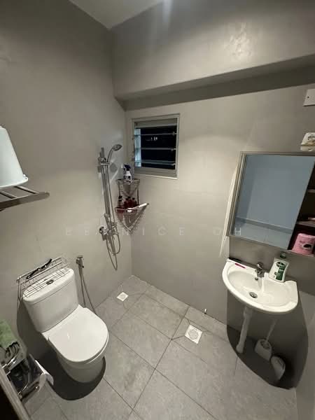 140D Corporation Drive, 140D Corporation Drive, Room Rental, 150 sqft, HDB Flat For Rent, by Bernice Oh, 500218240 - Bathroom - PropertyGuru.com.sg