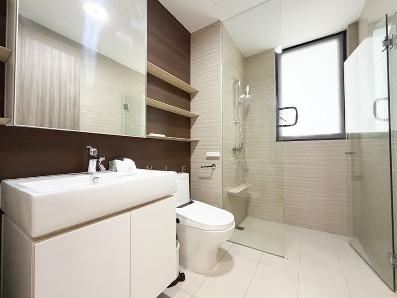 Sky Vue, Bishan Street 14, 3 Bedrooms, 1,141 sqft, Condominium For Sale, by Janlex Tan, 500218256 - Bathroom - PropertyGuru.com.sg
