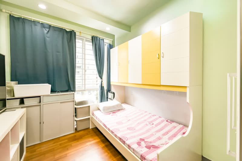 Park Green, 2 Rivervale Link, 3 Bedrooms, 1,367 sqft, Condominium For Sale, by Qristine Goh, 500218260 - Bedroom - PropertyGuru.com.sg
