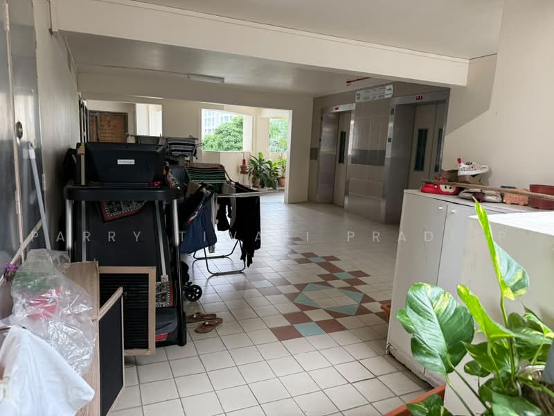 109 Whampoa Road, 109 Whampoa Road, 4 Bedrooms, 1,302 sqft, HDB Flat For Rent, by Parry Tiwari Pradeep, 500218268 - Corridor - PropertyGuru.com.sg