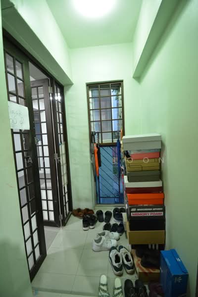 263 Tampines Street 21, 263 Tampines Street 21, 3 Bedrooms, 1,128 sqft, HDB Flat For Sale, by Aaron Loon, 500218269 - Entrance - PropertyGuru.com.sg