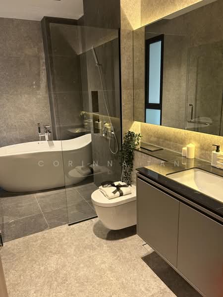 Sembawang inter terrace house for sale, Sembawang, 5 Bedrooms, 4,834 sqft, Terraced House For Sale, by Corinna Tan, 500218274 - Bathroom - PropertyGuru.com.sg