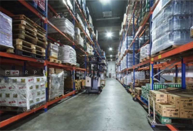 Ground Floor Food Warehouse 50000sqft Chin Bee / International Road