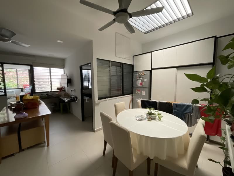 Sembawang hills estate, Sembawang hills estate, 3 Bedrooms, 1,986 sqft, Terraced House For Sale, by Evelyn Wee, 500218281 - PropertyGuru.com.sg