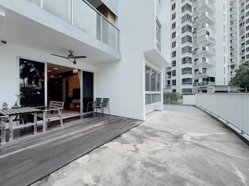 The Parc Condominium, 3 West Coast Walk, 4 Bedrooms, 2,314 sqft, Condominium For Sale, by Benji Chia, 500218284 - Balcony - PropertyGuru.com.sg
