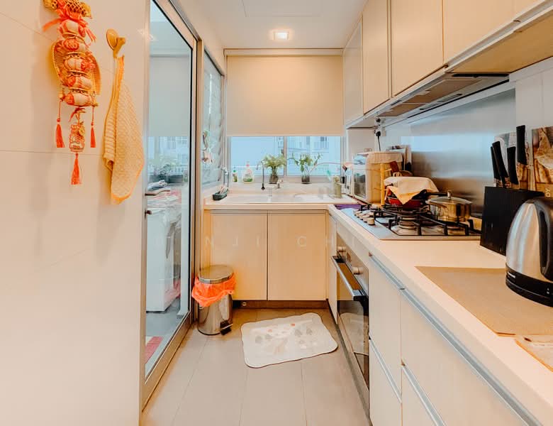 The Parc Condominium, 3 West Coast Walk, 4 Bedrooms, 2,314 sqft, Condominium For Sale, by Benji Chia, 500218284 - Kitchen - PropertyGuru.com.sg