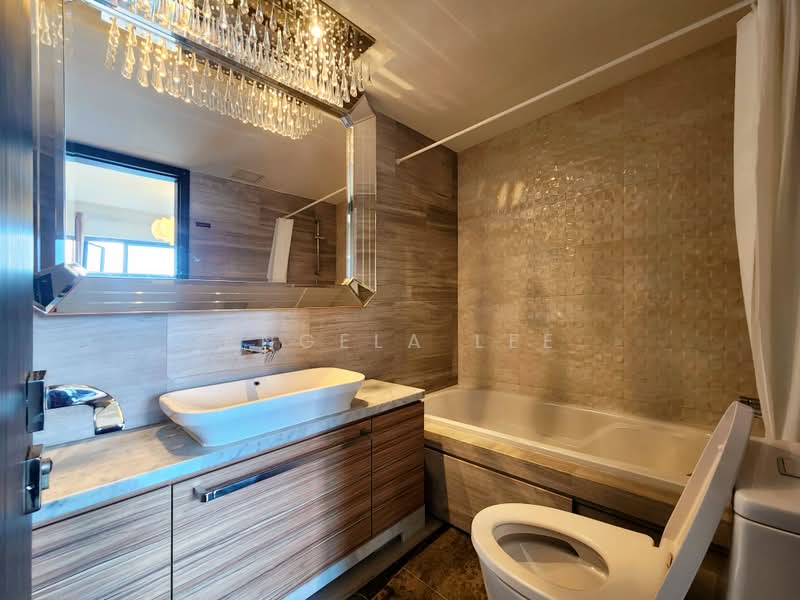 Thomson Grand, 11 Sin Ming Walk, 2 Bedrooms, 947 sqft, Condominium For Rent, by Angela Lee, 500218294 - Master Bathroom - PropertyGuru.com.sg