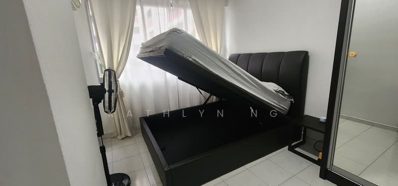 242 Bishan Street 22, 242 Bishan Street 22, Room Rental, 130 sqft, HDB Flat For Rent, by Kathlyn Ng, 500218301 - Bedroom - PropertyGuru.com.sg