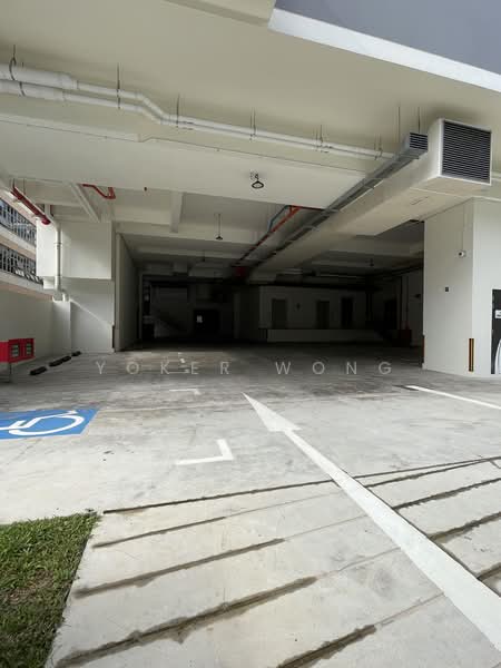 Azalea Kitchen - F & B processing and packaging approved units, Genting Road, Macpherson / Potong Pasir, 1,600 sqft, Light Industrial (B1) For Rent, by Yoker Wong, 500218303 - Car Park - CommercialGuru.com.sg