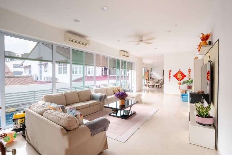 Just Listed! Modern 3-Sty Semi-D with Pool & Private Lift | Walk to Kovan MRT, , 8 Bedrooms, 4,321 sqft, Semi-Detached House For Sale, by Ryan Heng, 500218316 - Living Room - PropertyGuru.com.sg