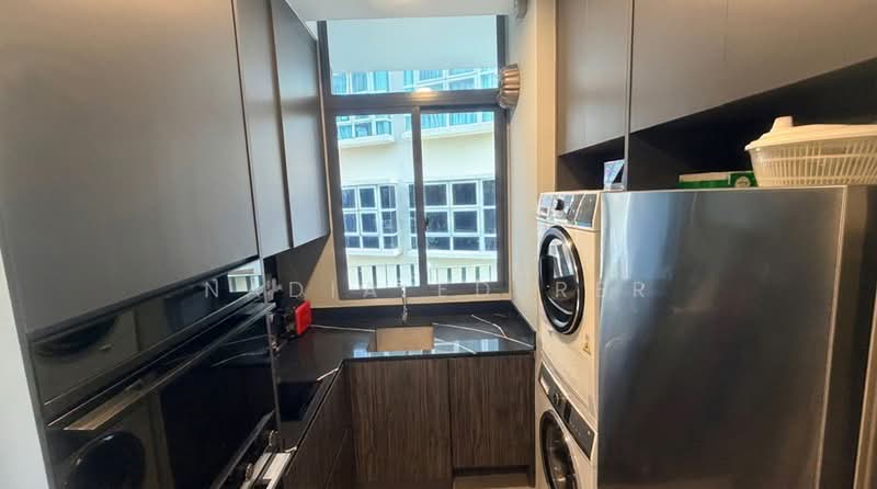 La Mariposa, 35 Mangis Road, 2 Bedrooms, 689 sqft, Apartment For Sale, by Nadia Ederer, 500218317 - PropertyGuru.com.sg