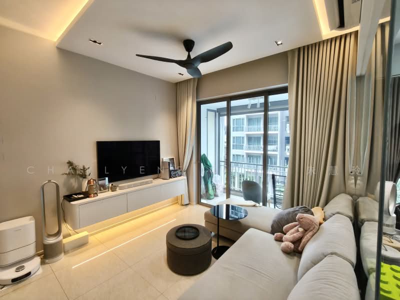 Forest Woods, , 3 Bedrooms, 915 sqft, Condominium For Sale, by Charlyene Choo 朱慧玲, 500218324 - Living Room - PropertyGuru.com.sg