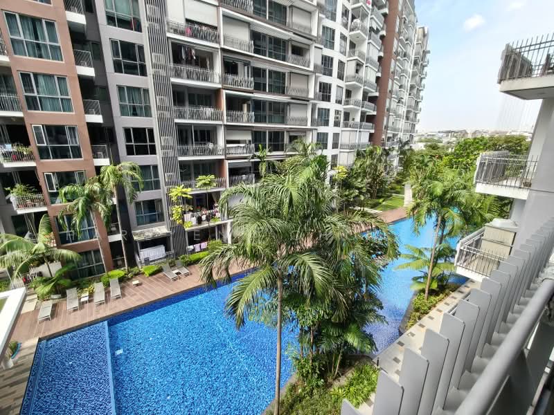 Forest Woods, , 3 Bedrooms, 915 sqft, Condominium For Sale, by Charlyene Choo 朱慧玲, 500218324 - Balcony Gorgeous Pool View - PropertyGuru.com.sg