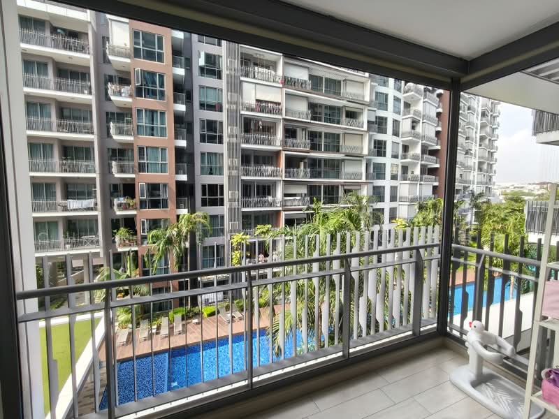 Forest Woods, , 3 Bedrooms, 915 sqft, Condominium For Sale, by Charlyene Choo 朱慧玲, 500218324 - Balcony - PropertyGuru.com.sg