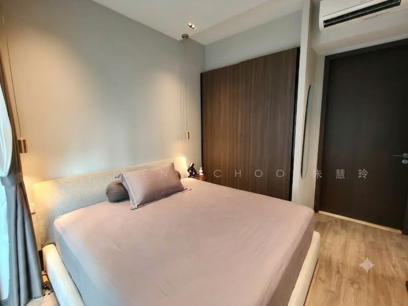Forest Woods, , 3 Bedrooms, 915 sqft, Condominium For Sale, by Charlyene Choo 朱慧玲, 500218324 - Master Bedroom - PropertyGuru.com.sg