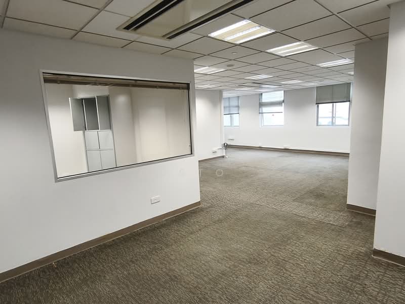 Tan Chong Tower, 15 Queen Street, Beach Road / Bugis / Rochor, 741 sqft, Office For Rent, by GusTo ., 500218326 - Interior - CommercialGuru.com.sg