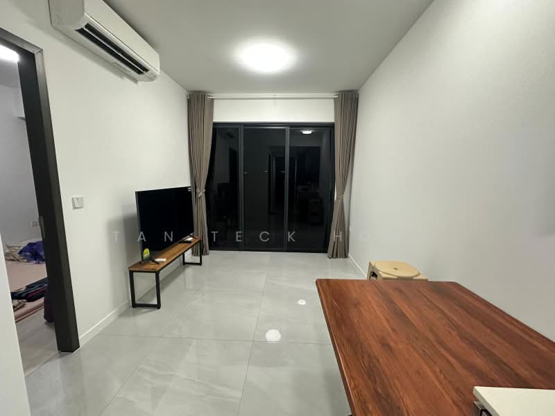 Riverfront Residences, 41 Hougang Avenue 7, 1 Bedroom, 463 sqft, Condominium For Rent, by Tan Teck Hong, 500218332 - Living Room - PropertyGuru.com.sg