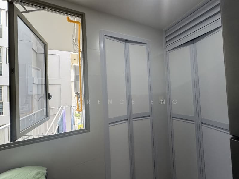 Sea Horizon, 1 Pasir Ris Rise, 3 Bedrooms, 1,076 sqft, Executive Condominium For Sale, by Florence Eng, 500218341 - Balcony - PropertyGuru.com.sg