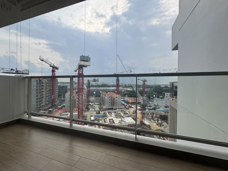 Sea Horizon, 1 Pasir Ris Rise, 3 Bedrooms, 1,076 sqft, Executive Condominium For Sale, by Florence Eng, 500218341 - Balcony - PropertyGuru.com.sg